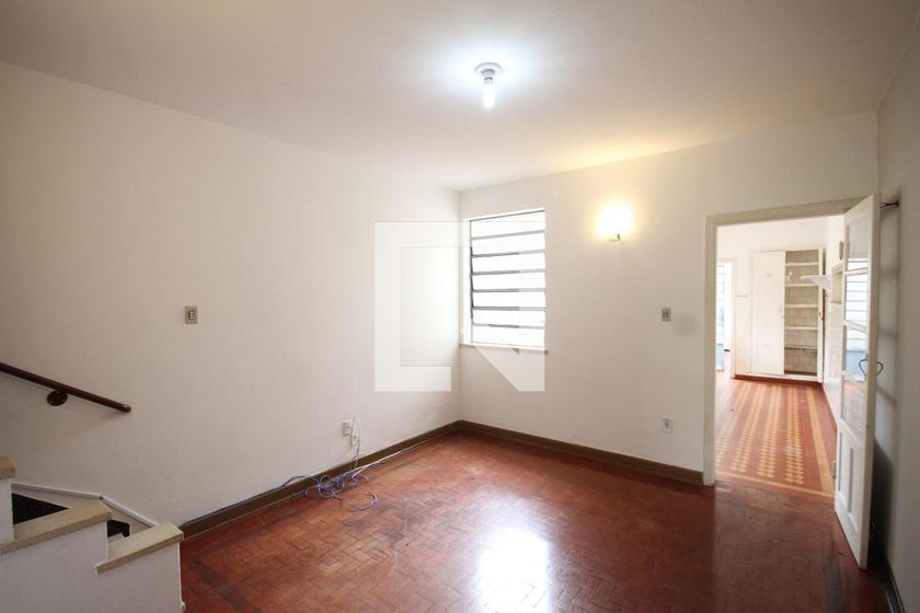 Foto 5 de Casa com 3 Quartos para alugar, 210m² em Cambuci, São Paulo