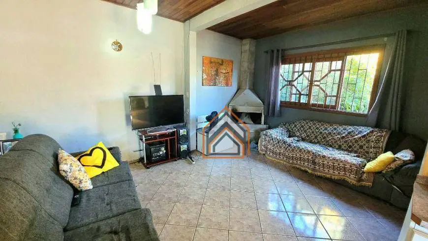 Foto 3 de Casa com 3 Quartos à venda, 300m² em Sumare, Alvorada