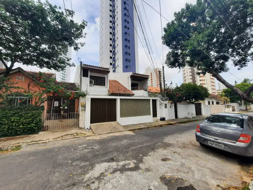 Foto 1 de Casa com 3 Quartos para alugar, 230m² em Torre, Recife