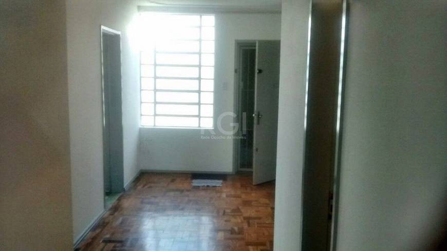 Foto 4 de Apartamento com 2 Quartos à venda, 51m² em Passo da Areia, Porto Alegre