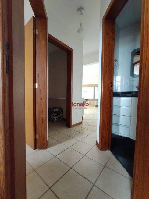 Foto 2 de Apartamento com 3 Quartos para alugar, 96m² em Nossa Senhora do Rosário, São José