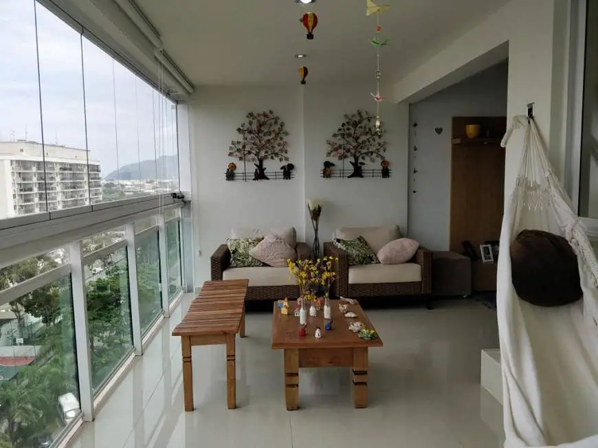 Foto 1 de Apartamento com 3 Quartos à venda, 91m² em Recreio Dos Bandeirantes, Rio de Janeiro