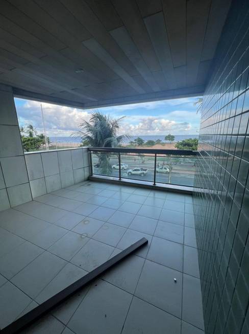 Foto 1 de Apartamento com 4 Quartos para alugar, 201m² em Pina, Recife