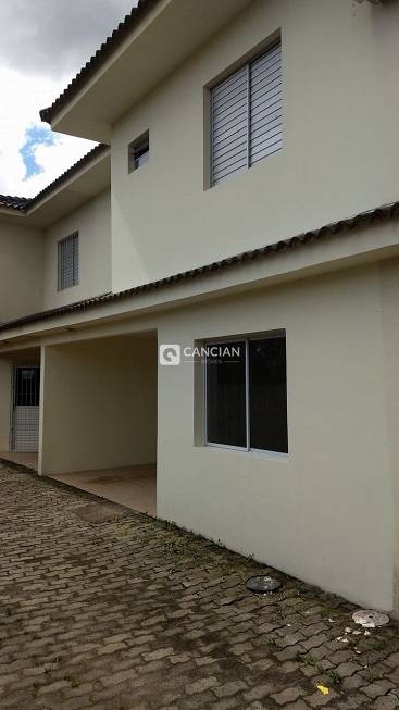 Foto 1 de Casa com 2 Quartos para alugar, 63m² em Pinheiro Machado, Santa Maria