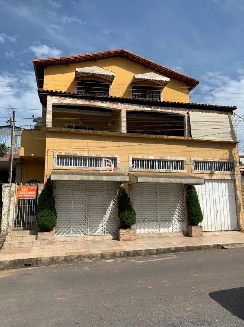 Foto 1 de Casa com 2 Quartos para alugar, 60m² em Santa Helena, Belo Horizonte