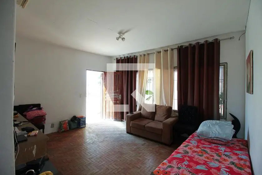 Foto 1 de Casa com 3 Quartos para alugar, 120m² em Sapopemba, São Paulo
