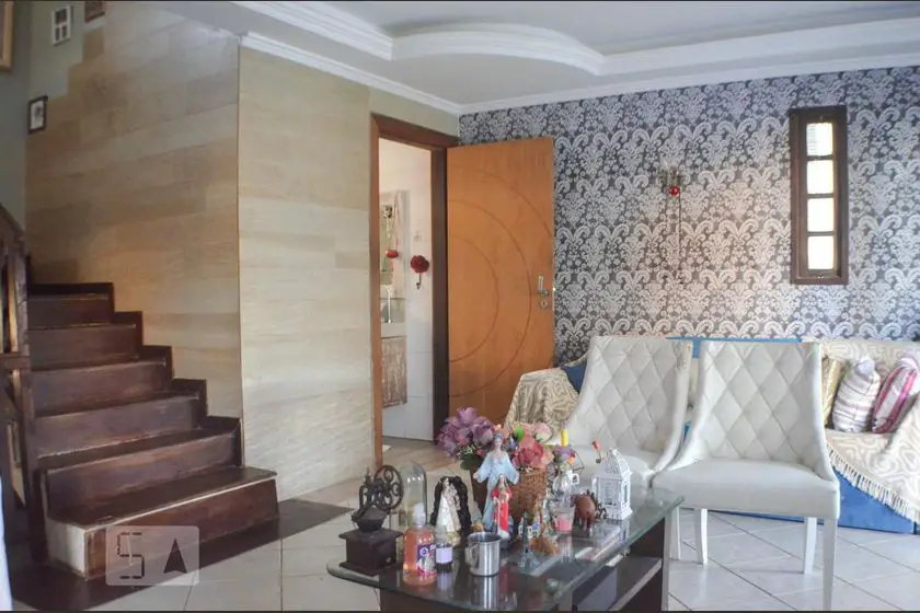 Foto 2 de Casa com 3 Quartos para alugar, 240m² em Stella Maris, Salvador