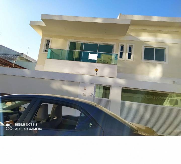 Foto 1 de Casa com 4 Quartos à venda, 200m² em Jardim Camburi, Vitória