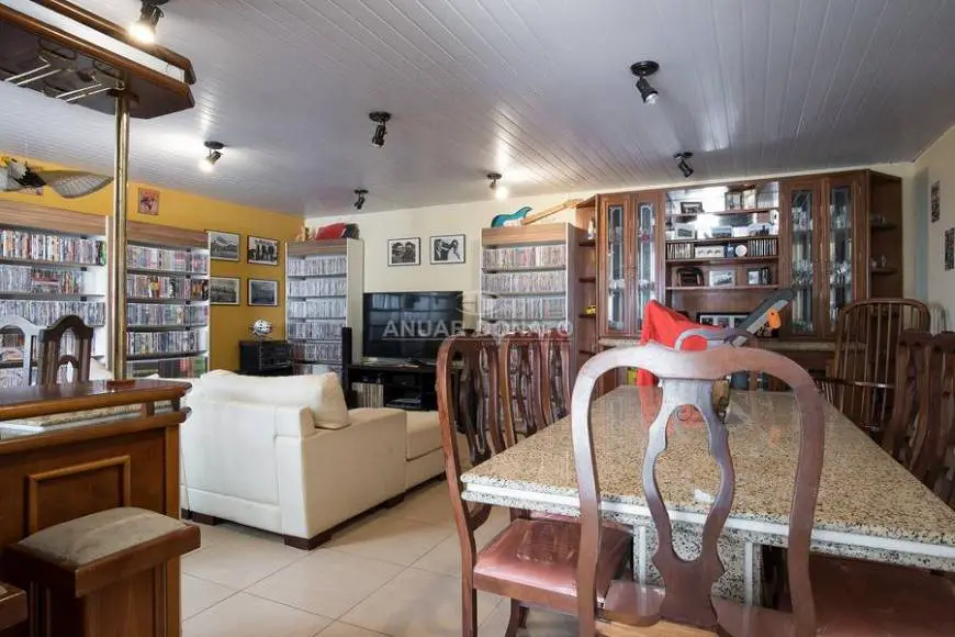 Foto 2 de Casa com 4 Quartos à venda, 350m² em Serra, Belo Horizonte