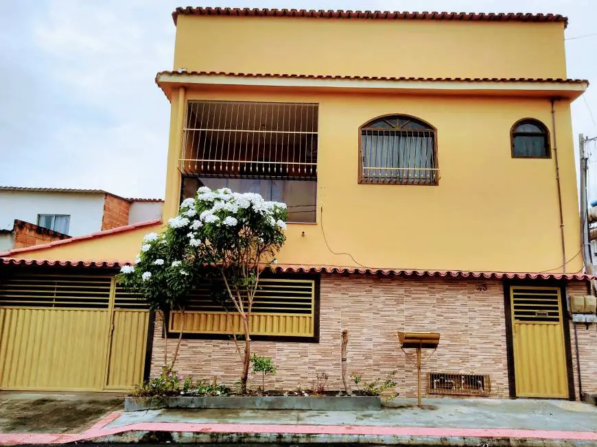 Foto 1 de Casa com 5 Quartos à venda, 220m² em Serra Dourada II, Serra