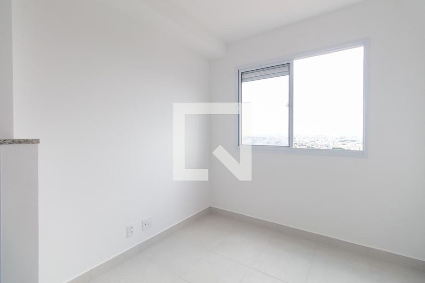 Foto 3 de Apartamento com 1 Quarto para alugar, 26m² em Sapopemba, São Paulo