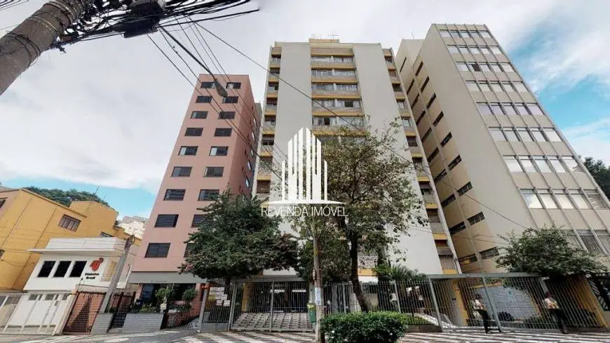 Foto 2 de Apartamento com 2 Quartos à venda, 84m² em Água Branca, São Paulo