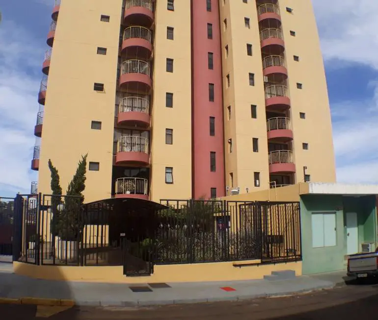 Foto 1 de Apartamento com 2 Quartos à venda, 74m² em Centro, São Carlos