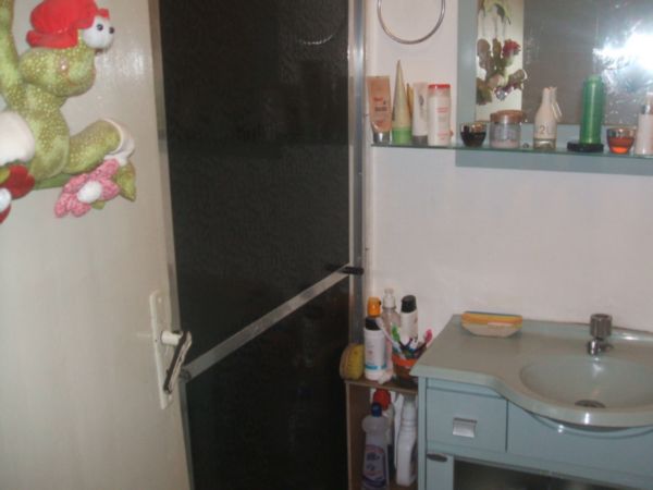 Foto 2 de Apartamento com 2 Quartos à venda, 62m² em Santa Maria Goretti, Porto Alegre
