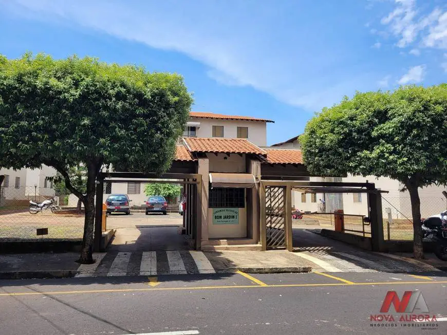 Foto 1 de Apartamento com 3 Quartos para alugar, 80m² em Bom Jardim, São José do Rio Preto