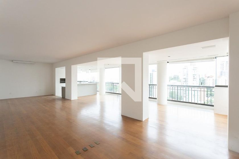 Foto 1 de Apartamento com 3 Quartos para alugar, 215m² em Sumaré, São Paulo