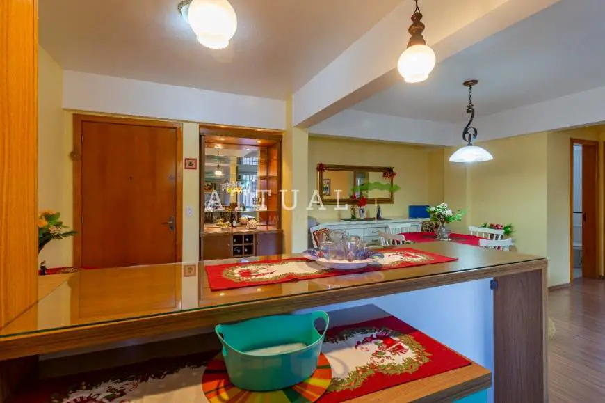 Foto 4 de Apartamento com 2 Quartos à venda, 75m² em Vila Boeira, Canela