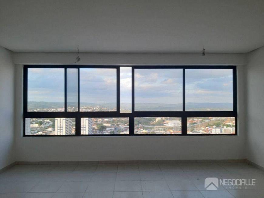 Foto 1 de Apartamento com 3 Quartos à venda, 137m² em Catole, Campina Grande