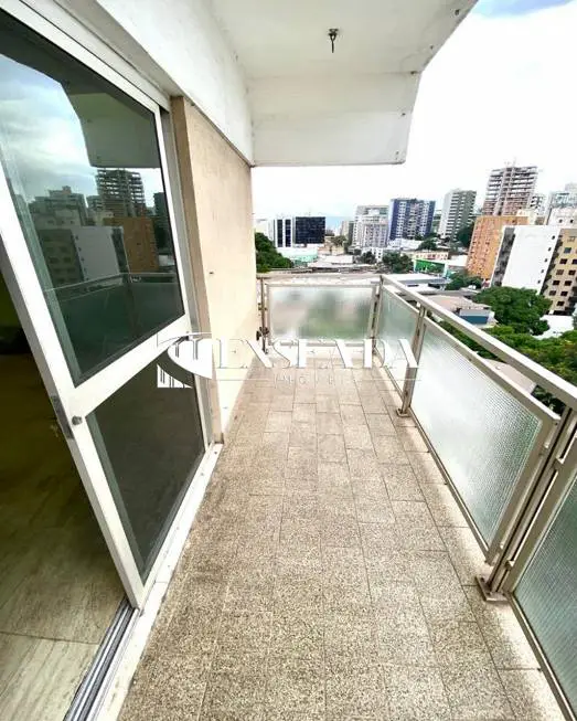 Foto 3 de Apartamento com 3 Quartos à venda, 137m² em Santa Lúcia, Vitória