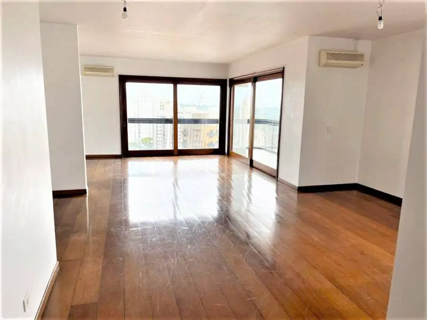 Foto 2 de Apartamento com 4 Quartos à venda, 236m² em Alto de Pinheiros, São Paulo