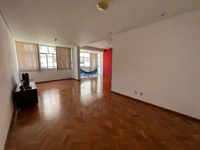 Foto 1 de Apartamento com 4 Quartos à venda, 223m² em Barra, Salvador