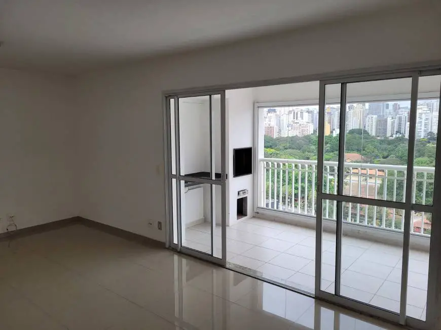 Foto 1 de Apartamento com 4 Quartos para alugar, 126m² em Barra Funda, São Paulo