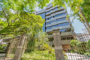 Foto 1 de Apartamento com 4 Quartos à venda, 337m² em Bela Vista, Porto Alegre