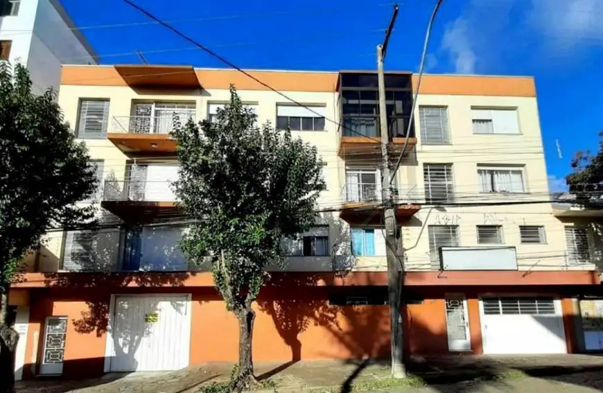 Foto 1 de Apartamento com 4 Quartos para alugar, 140m² em Cruzeiro, Caxias do Sul