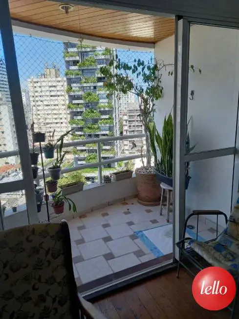 Foto 2 de Apartamento com 4 Quartos para alugar, 95m² em Vila Olímpia, São Paulo