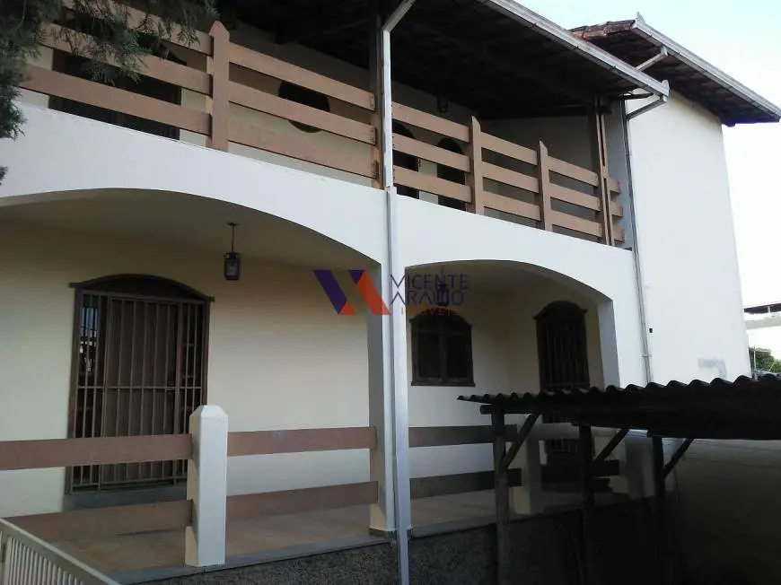 Foto 1 de Casa com 3 Quartos para alugar, 116m² em Santa Lucia, Betim