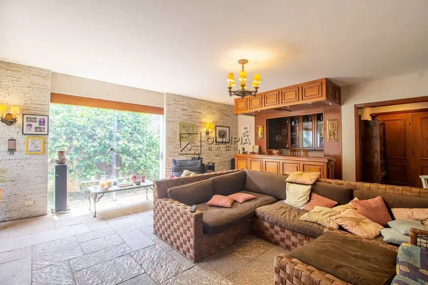 Foto 1 de Casa com 5 Quartos para alugar, 492m² em Alto de Pinheiros, São Paulo