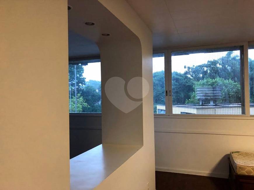 Foto 1 de Apartamento com 3 Quartos para venda ou aluguel, 170m² em Jardim Europa, São Paulo