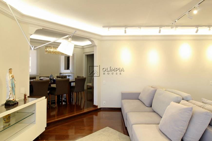 Foto 4 de Apartamento com 4 Quartos para alugar, 227m² em Moema, São Paulo