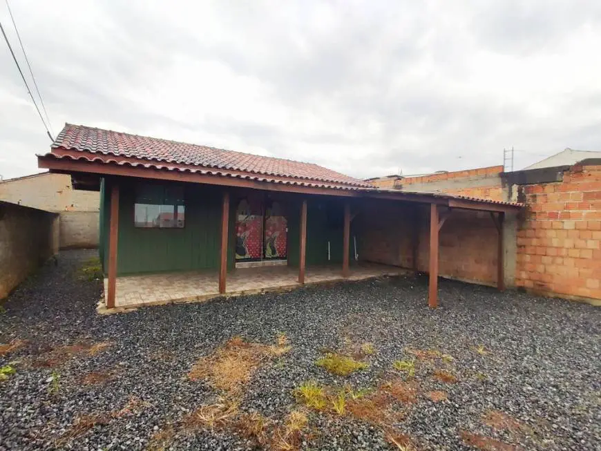 Foto 1 de Casa com 2 Quartos para alugar, 45m² em Centro, Araquari