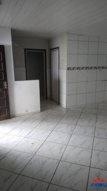 Foto 1 de Casa com 2 Quartos para alugar, 46m² em Itinga, Araquari