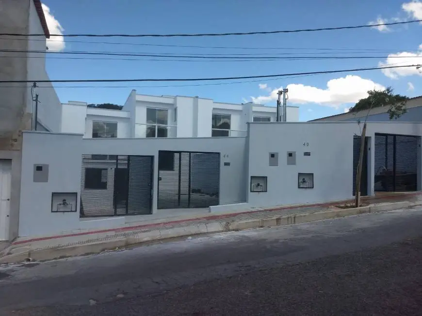Foto 1 de Casa com 2 Quartos à venda, 80m² em Parque Leblon, Belo Horizonte