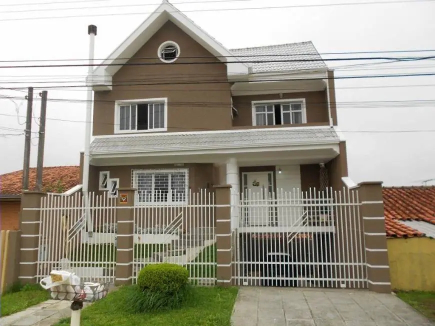 Foto 1 de Casa com 3 Quartos à venda, 193m² em Boa Vista, Curitiba