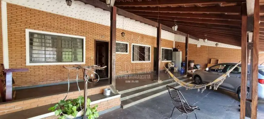 Foto 1 de Casa com 3 Quartos à venda, 204m² em Vila Yamada, Araraquara