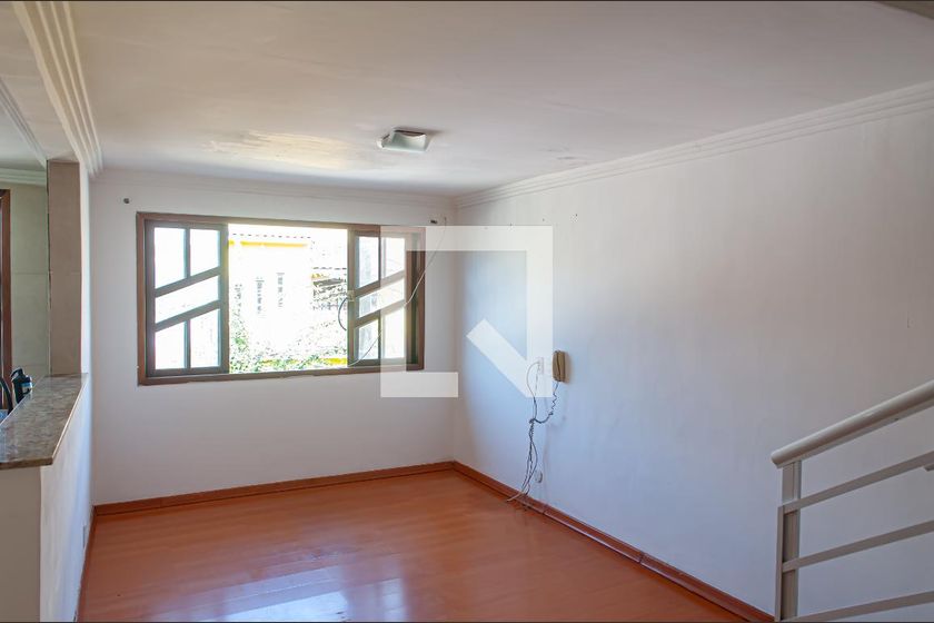 Foto 1 de Casa com 5 Quartos para alugar, 180m² em Taquara, Rio de Janeiro