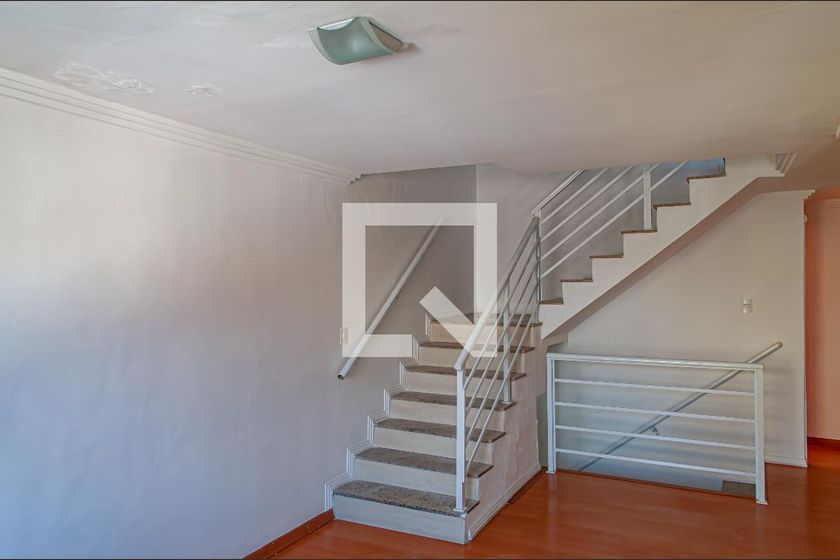Foto 3 de Casa com 5 Quartos para alugar, 180m² em Taquara, Rio de Janeiro