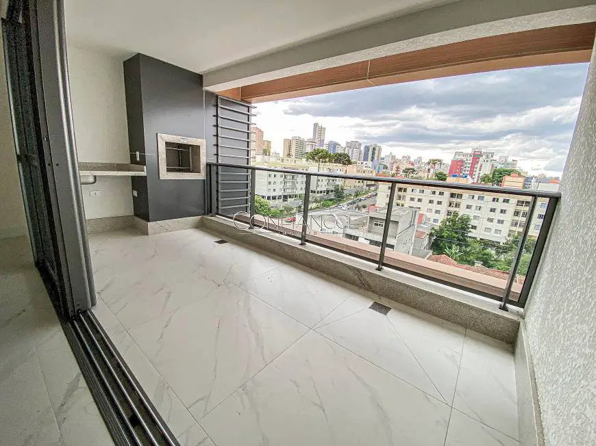 Foto 1 de Apartamento com 2 Quartos à venda, 91m² em Água Verde, Curitiba