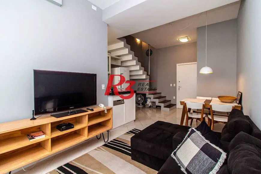 Foto 1 de Apartamento com 2 Quartos para alugar, 75m² em Gonzaga, Santos