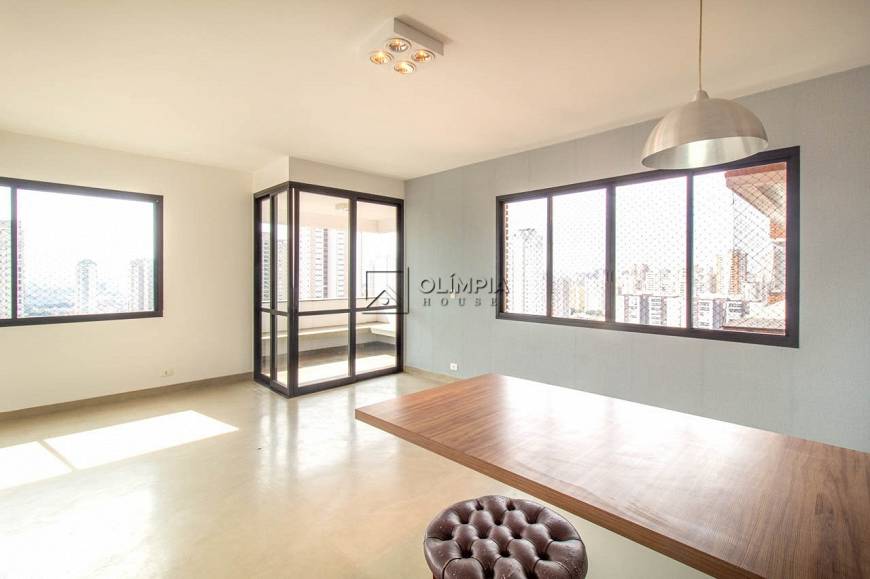 Foto 1 de Apartamento com 2 Quartos à venda, 204m² em Vila Romana, São Paulo