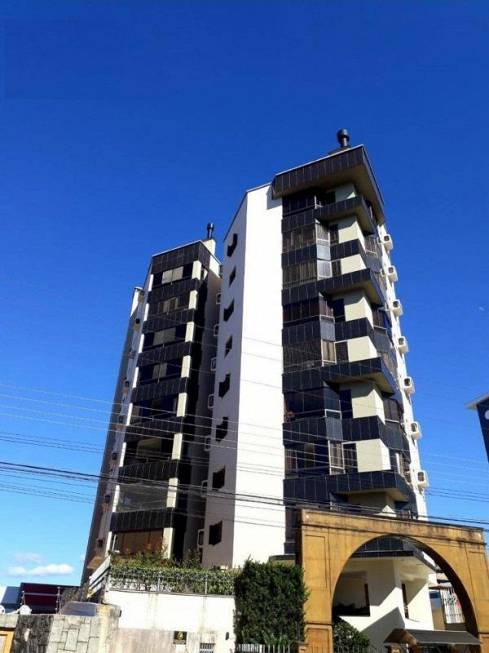 Foto 1 de Apartamento com 3 Quartos para alugar, 160m² em Centro, Araranguá