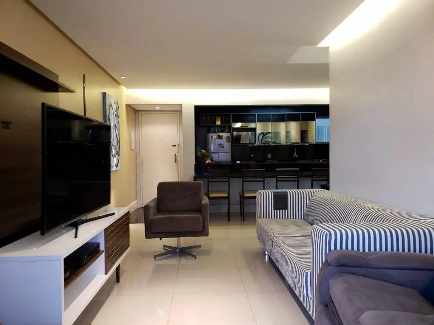 Foto 1 de Apartamento com 3 Quartos à venda, 107m² em Treze de Julho, Aracaju