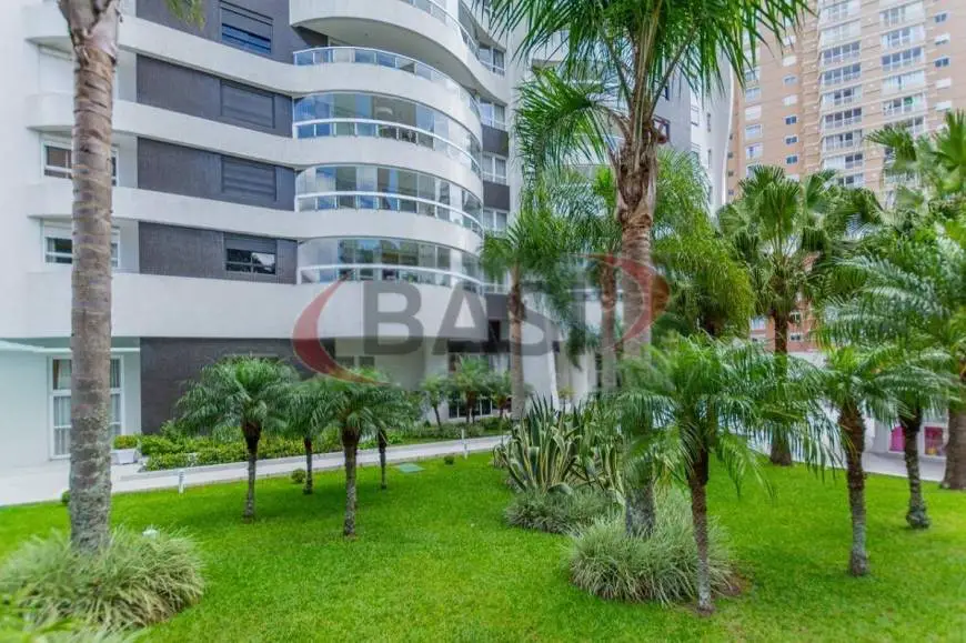 Foto 1 de Apartamento com 4 Quartos à venda, 236m² em Mossunguê, Curitiba