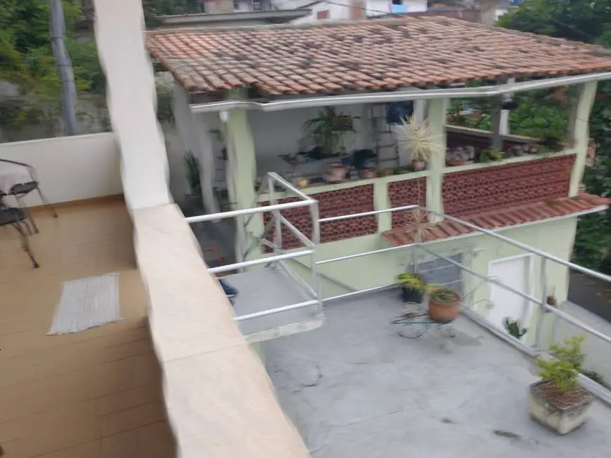 Foto 1 de Casa com 2 Quartos à venda, 145m² em Jardim Carioca, Rio de Janeiro