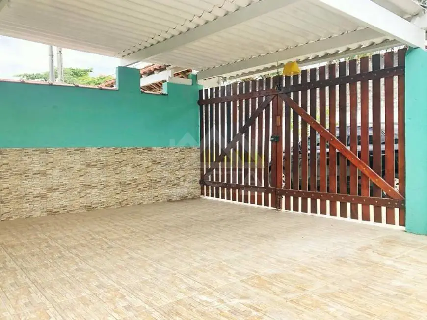 Foto 1 de Casa com 2 Quartos para alugar, 90m² em Jardim Porto Novo, Caraguatatuba