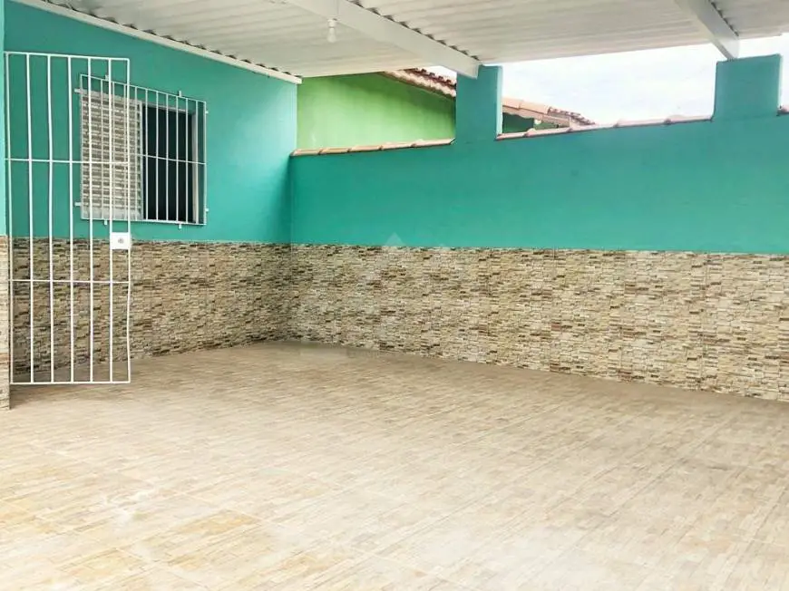 Foto 3 de Casa com 2 Quartos para alugar, 90m² em Jardim Porto Novo, Caraguatatuba