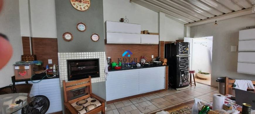 Foto 1 de Casa com 2 Quartos à venda, 197m² em Jardim Santa Angelina, Araraquara